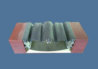 蘇州伸縮縫施工與房屋伸縮縫 常熟市古里鎮(zhèn)白茆廣達(dá)金屬變形縫制造廠的專業(yè)金屬材料應(yīng)用